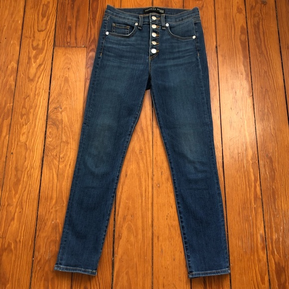 Debbie 10” Skimny Jeans - Picture 4 of 4